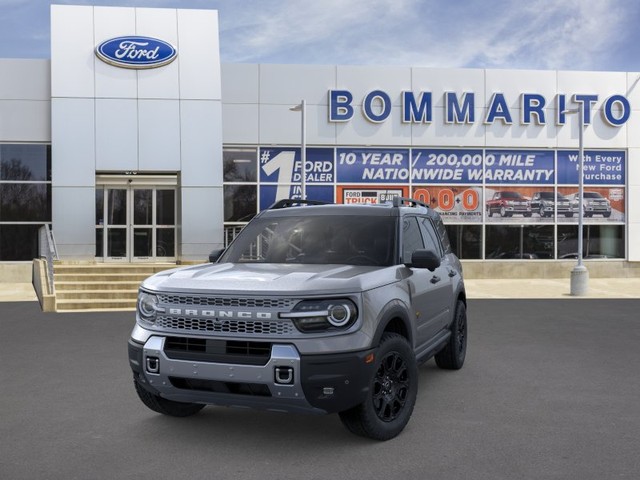 Ford Bronco Sport Vehicle Full-screen Gallery Image 2