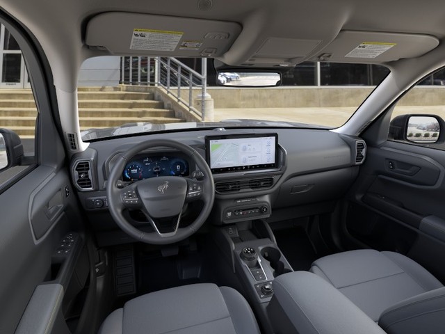 Ford Bronco Sport Vehicle Full-screen Gallery Image 9