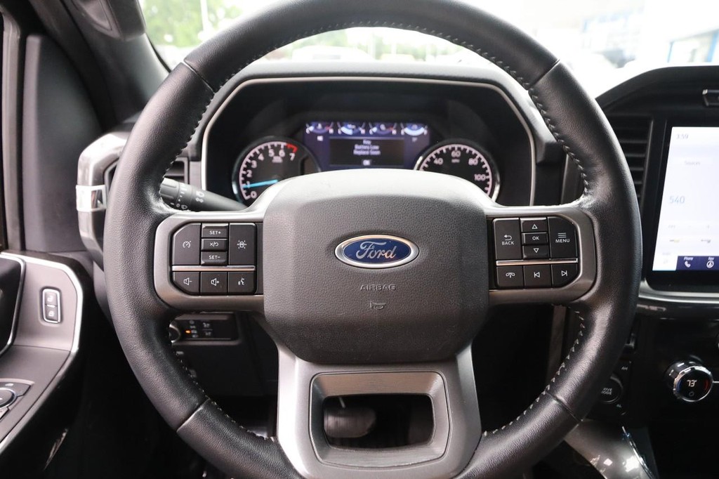 Ford F-150 Vehicle Full-screen Gallery Image 10