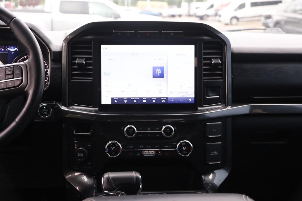 Ford F-150 Vehicle Full-screen Gallery Image 25