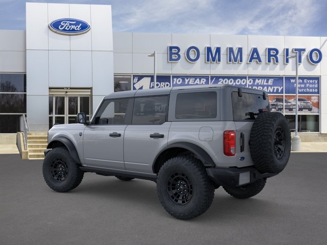 Ford Bronco Vehicle Full-screen Gallery Image 4
