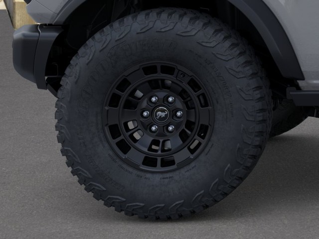 Ford Bronco Vehicle Full-screen Gallery Image 21