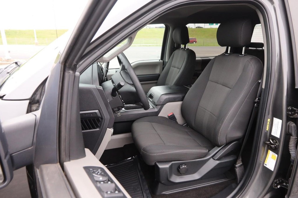 Ford F-150 Vehicle Image 08