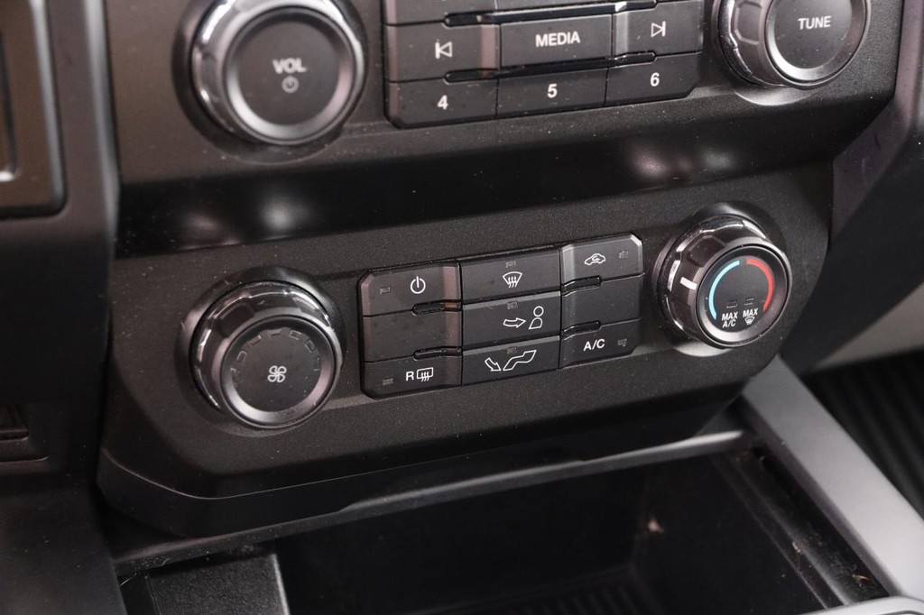 Ford F-150 Vehicle Image 19
