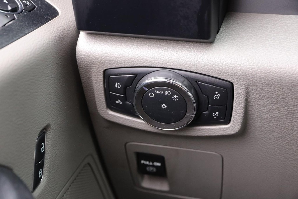 Ford F-150 Vehicle Image 21