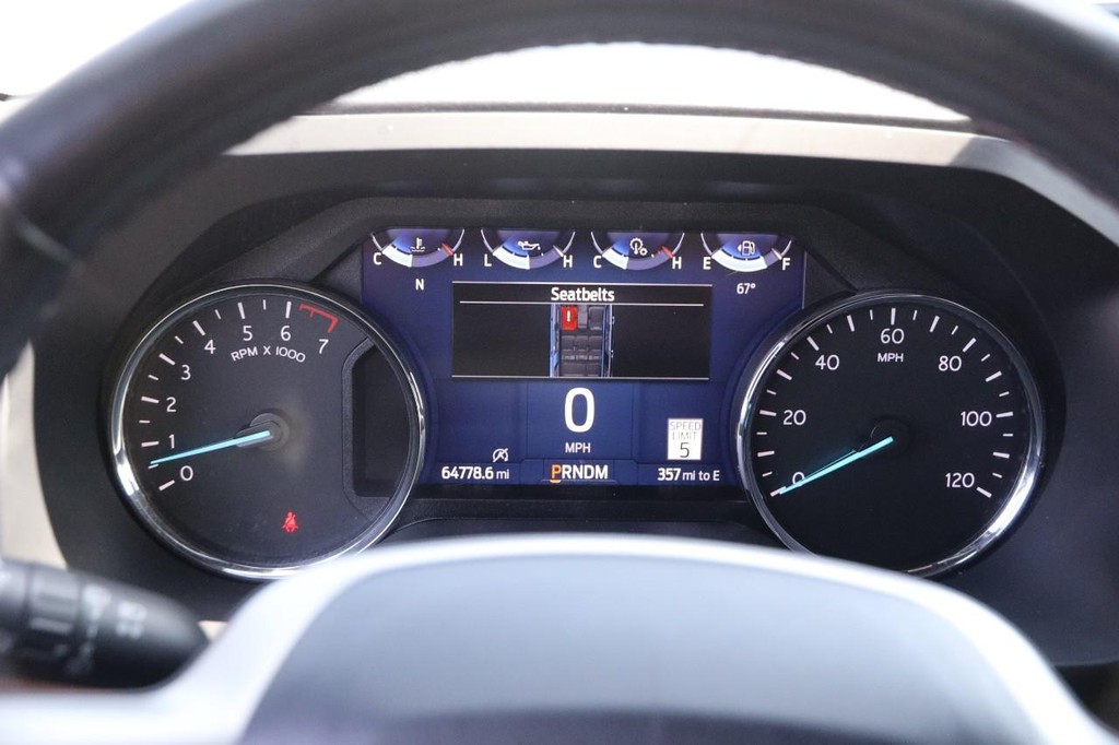 Ford Expedition Max Vehicle Full-screen Gallery Image 17
