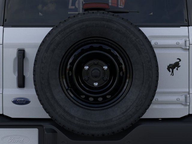 Ford Bronco Vehicle Full-screen Gallery Image 24
