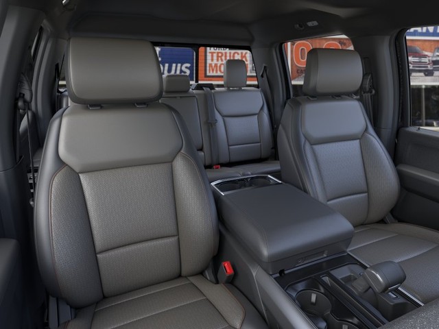 Ford F-150 Vehicle Full-screen Gallery Image 10