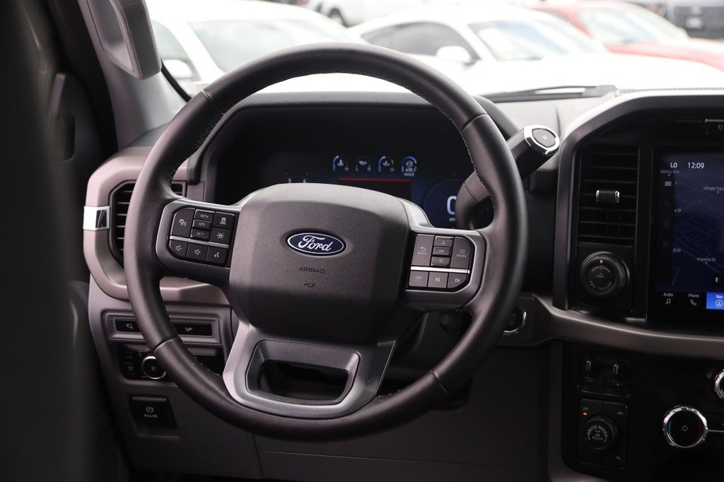 Ford F-150 Vehicle Image 24