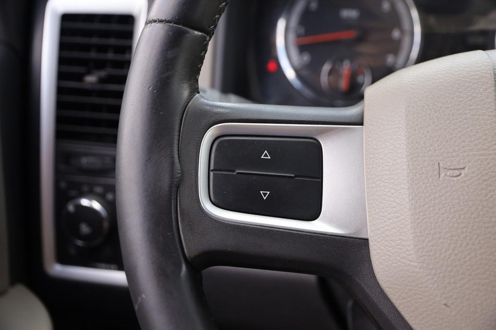 Ram 1500 Vehicle Image 11
