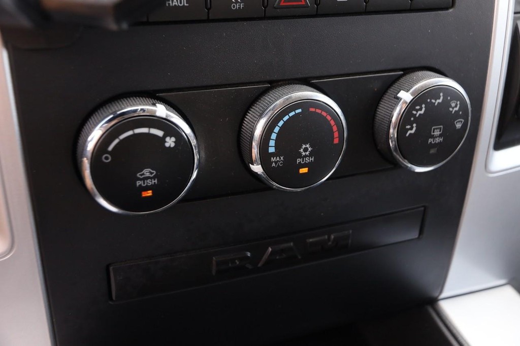Ram 1500 Vehicle Image 17