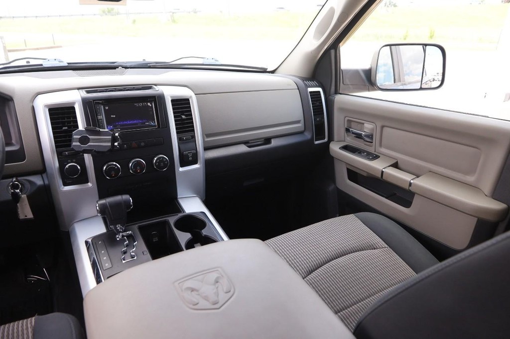 Ram 1500 Vehicle Image 24