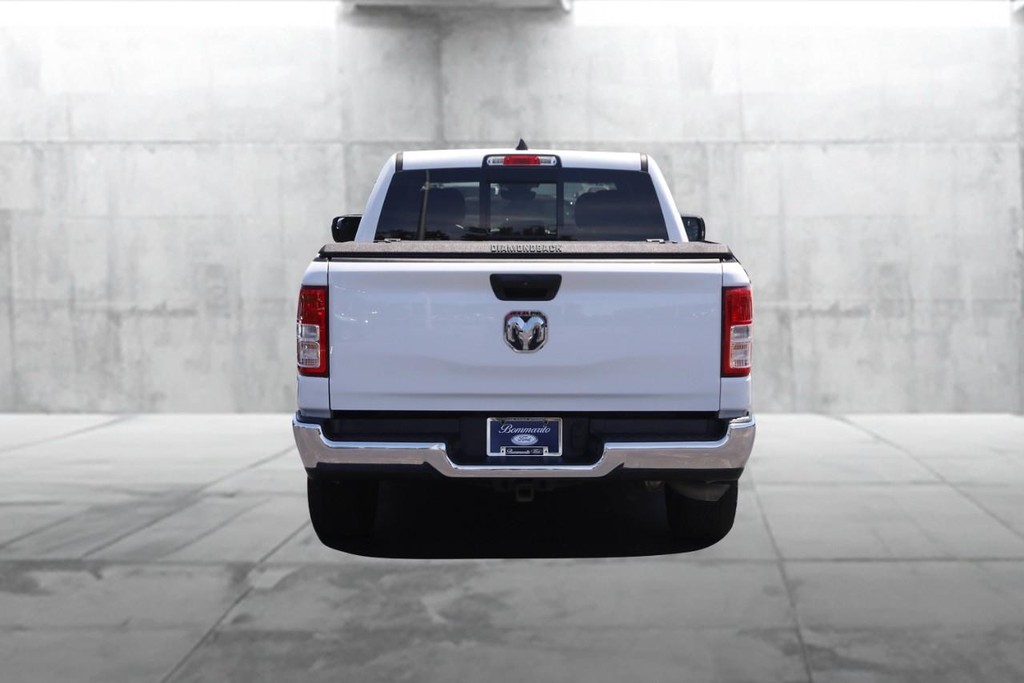Ram 1500 Vehicle Full-screen Gallery Image 6