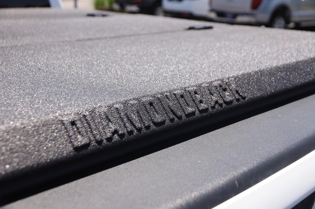 Ram 1500 Vehicle Full-screen Gallery Image 7