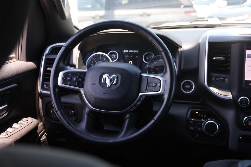 Ram 1500 Vehicle Full-screen Gallery Image 23