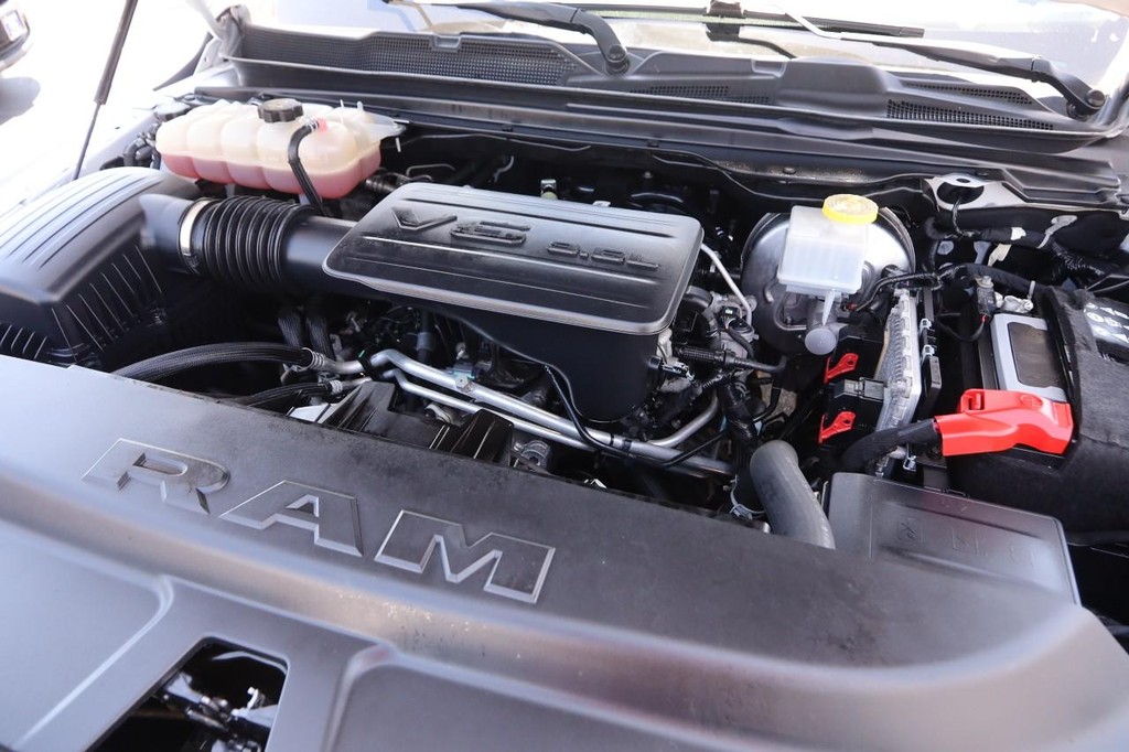 Ram 1500 Vehicle Full-screen Gallery Image 27