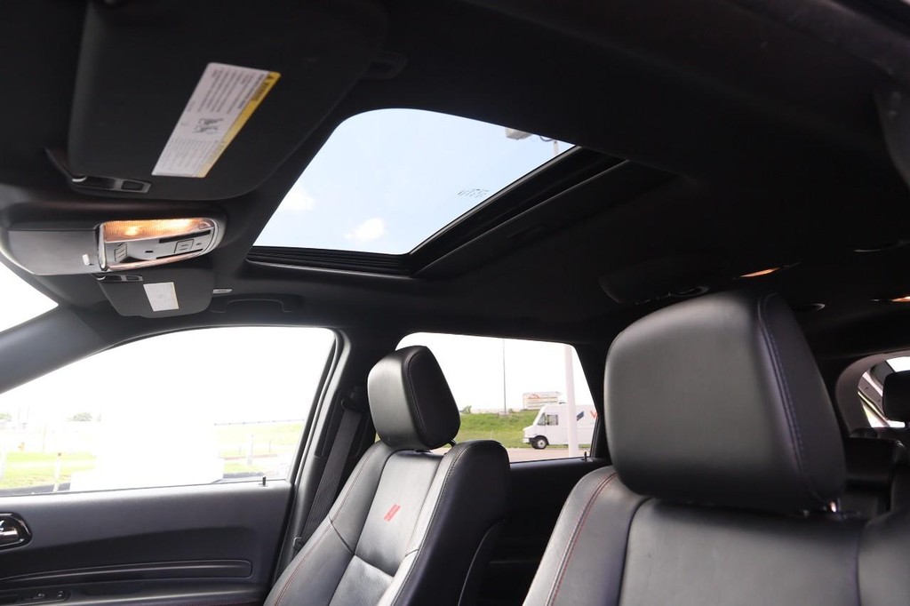 Dodge Durango Vehicle Full-screen Gallery Image 09