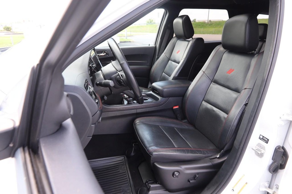 Dodge Durango Vehicle Full-screen Gallery Image 10