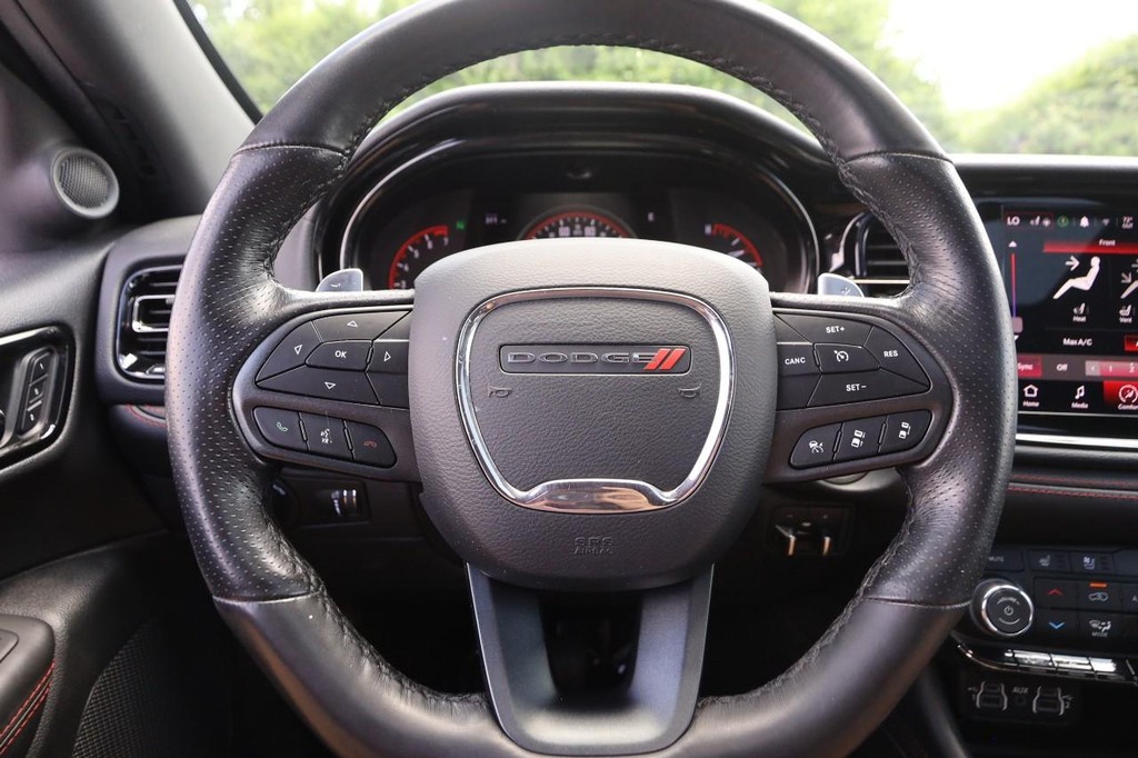 Dodge Durango Vehicle Full-screen Gallery Image 12
