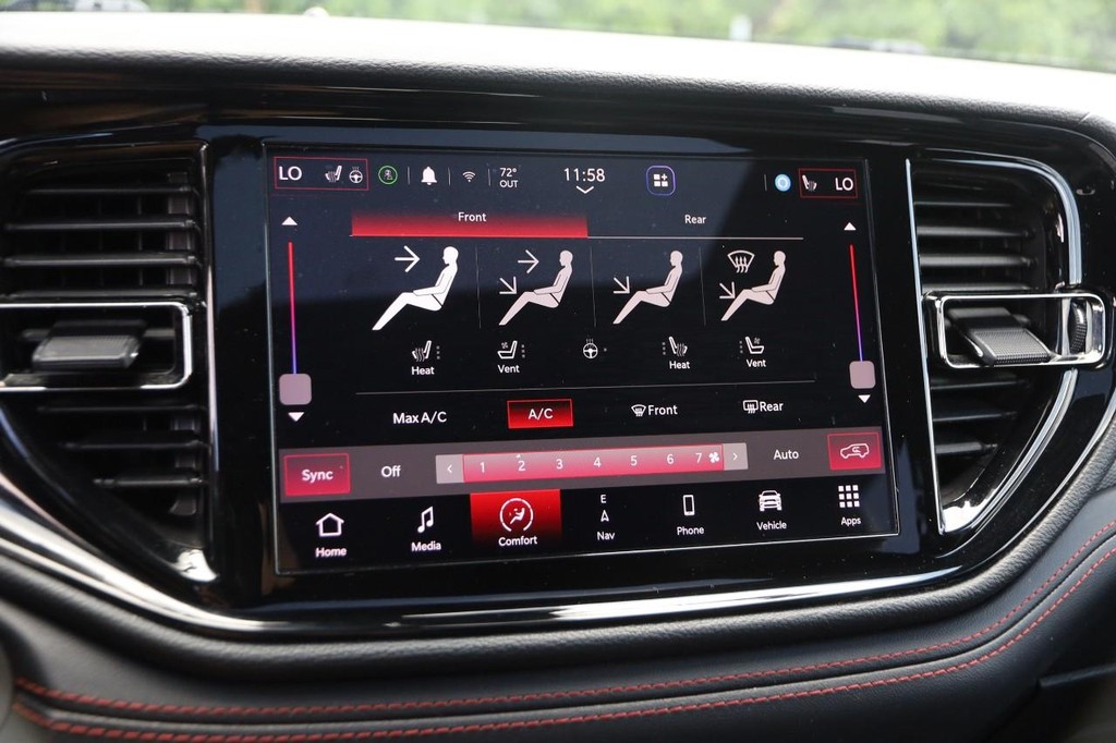 Dodge Durango Vehicle Full-screen Gallery Image 18