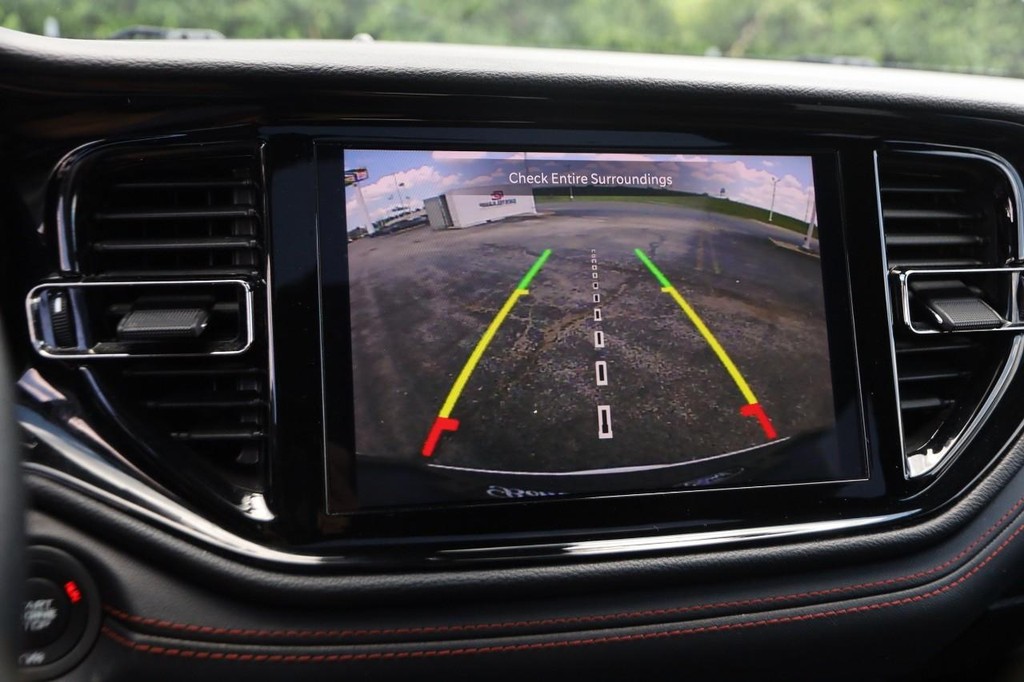 Dodge Durango Vehicle Full-screen Gallery Image 19