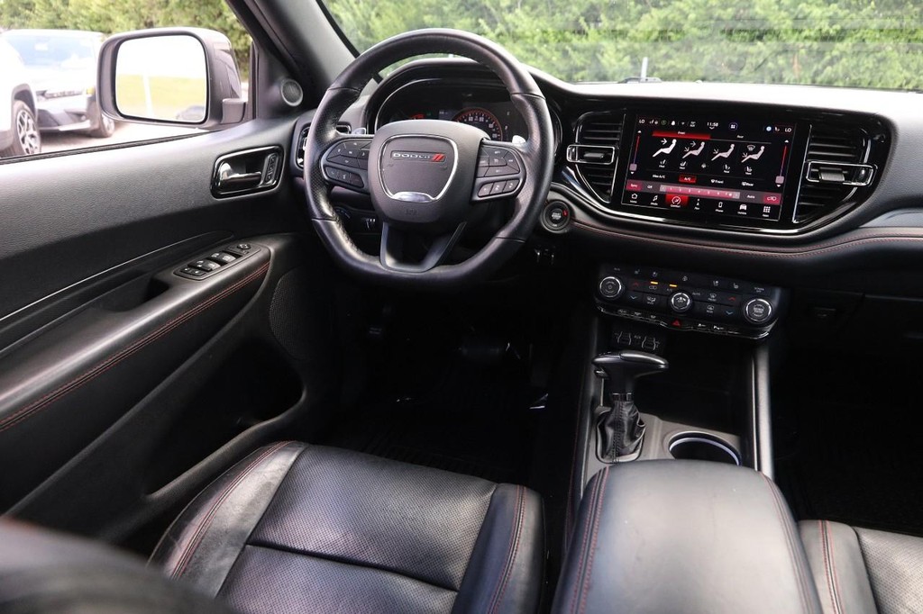 Dodge Durango Vehicle Full-screen Gallery Image 24