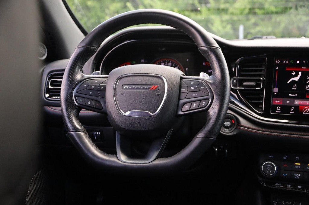 Dodge Durango Vehicle Full-screen Gallery Image 25