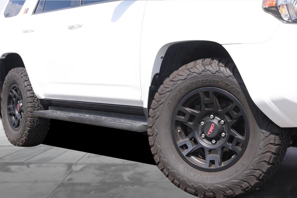 Toyota 4Runner Vehicle Image 03