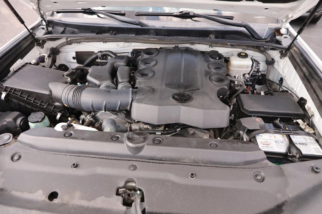 Toyota 4Runner Vehicle Image 28