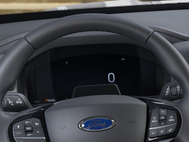 Ford Explorer Vehicle Full-screen Gallery Image 13