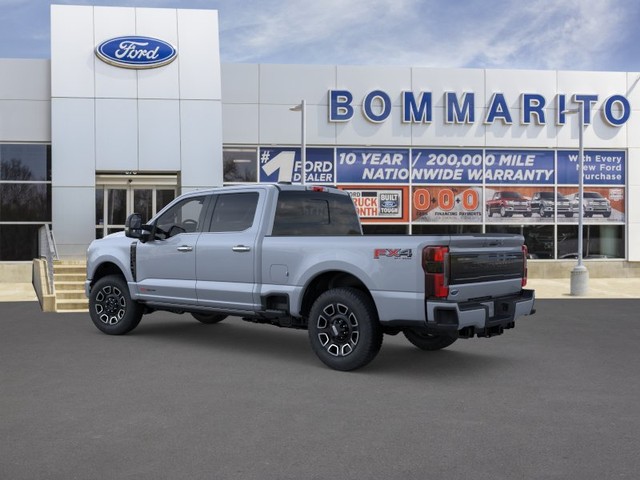 Ford Super Duty F-250 SRW Vehicle Full-screen Gallery Image 4