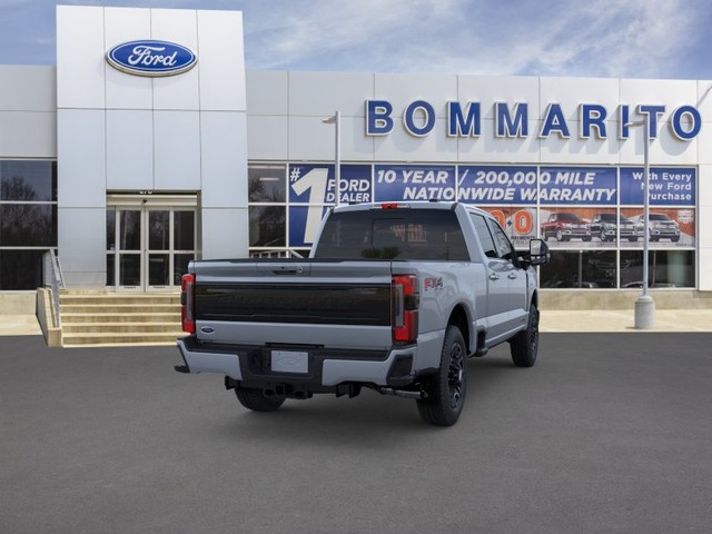 Ford Super Duty F-250 SRW Vehicle Full-screen Gallery Image 8