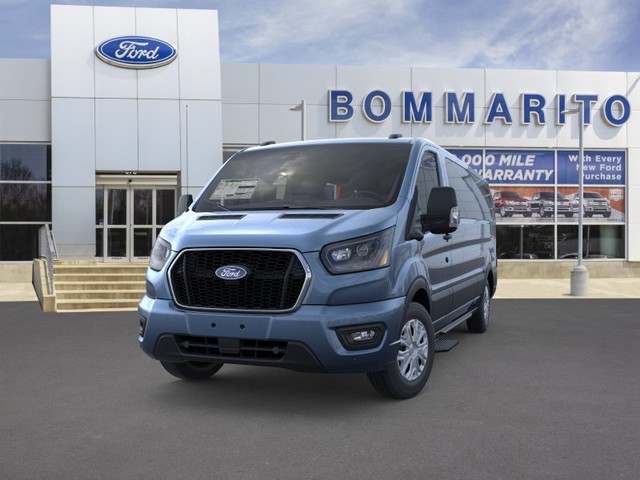 Ford Transit Passenger Wagon Vehicle Image 02