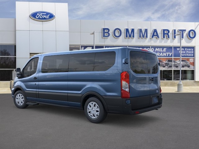 Ford Transit Passenger Wagon Vehicle Image 04