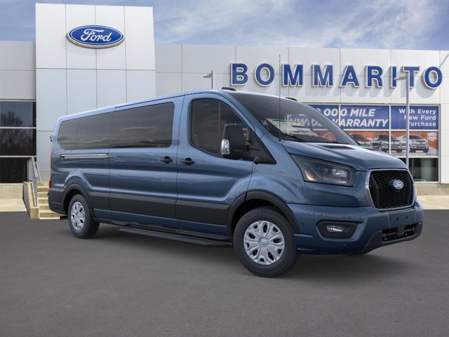 Ford Transit Passenger Wagon Vehicle Image 07