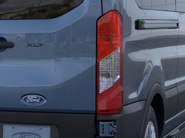 Ford Transit Passenger Wagon Vehicle Image 21
