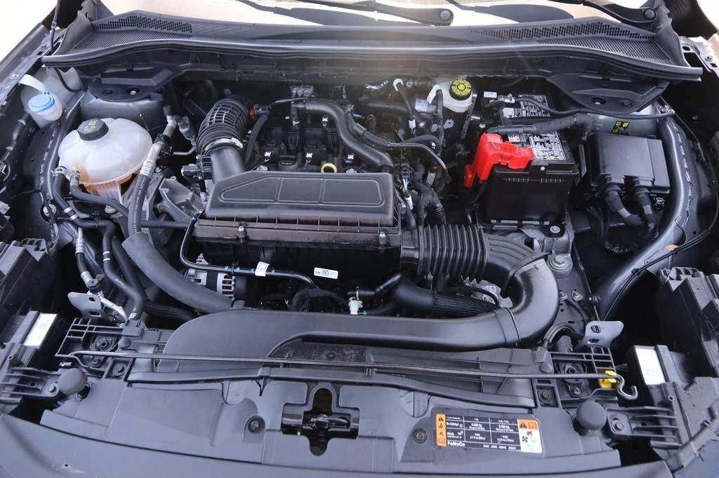 Ford Escape Vehicle Full-screen Gallery Image 26