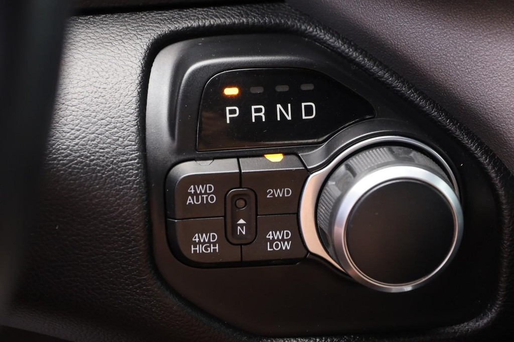 Ram 1500 Vehicle Image 15