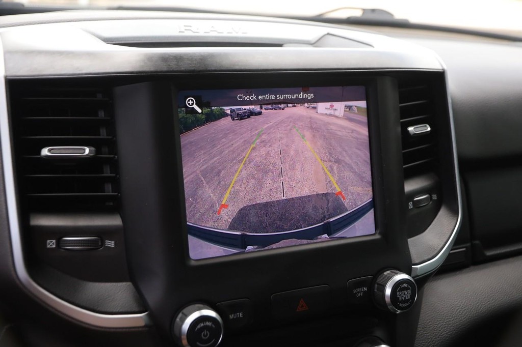 Ram 1500 Vehicle Image 18