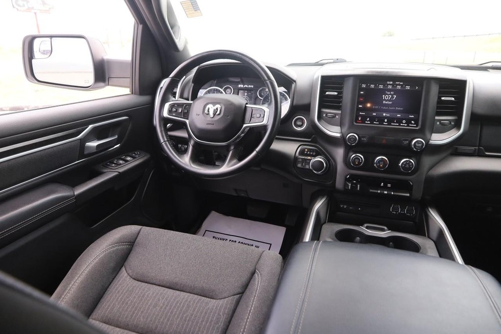 Ram 1500 Vehicle Image 24
