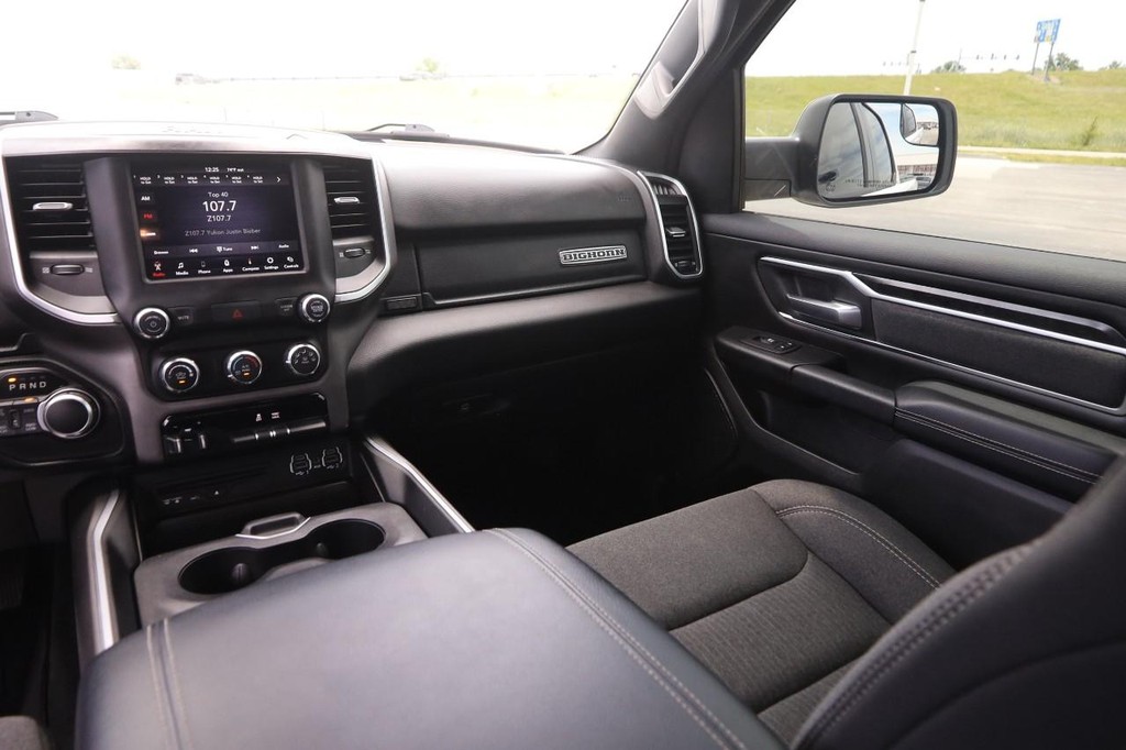 Ram 1500 Vehicle Image 27
