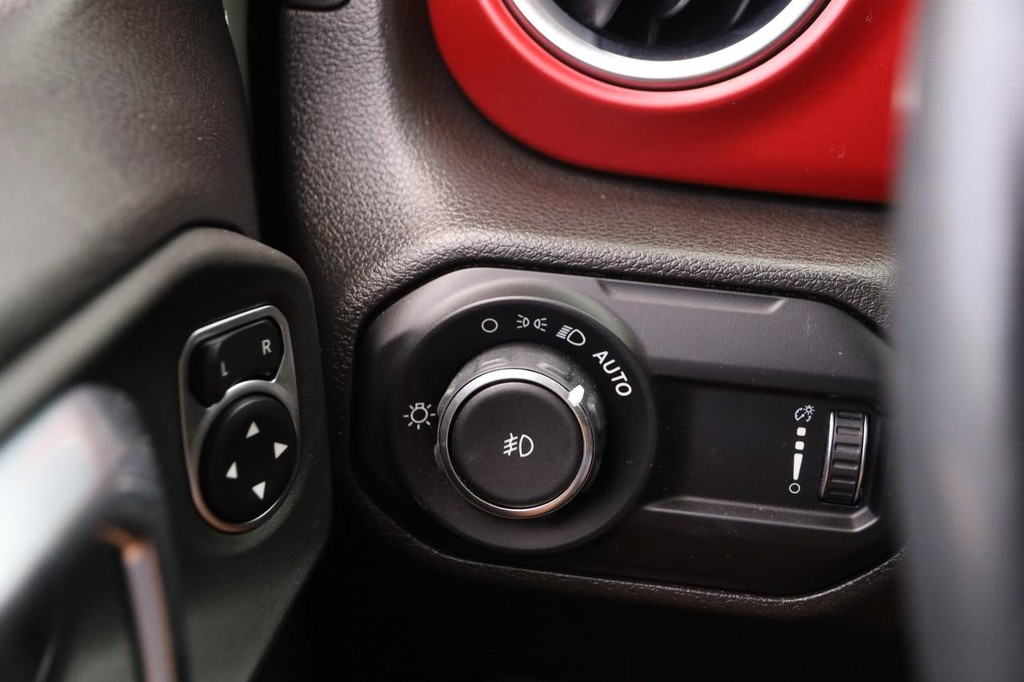 Ford F-150 Vehicle Image 21