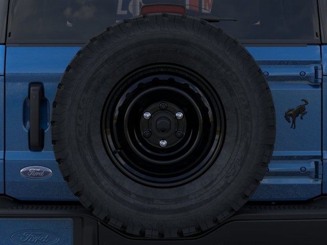 Ford Bronco Vehicle Full-screen Gallery Image 24