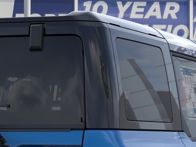 Ford Bronco Vehicle Full-screen Gallery Image 25