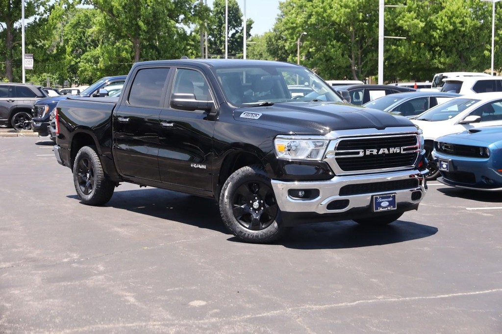 Ram 1500 Vehicle Full-screen Gallery Image 2