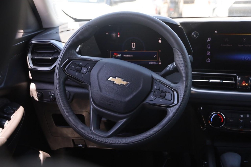 Chevrolet TrailBlazer Vehicle Full-screen Gallery Image 22