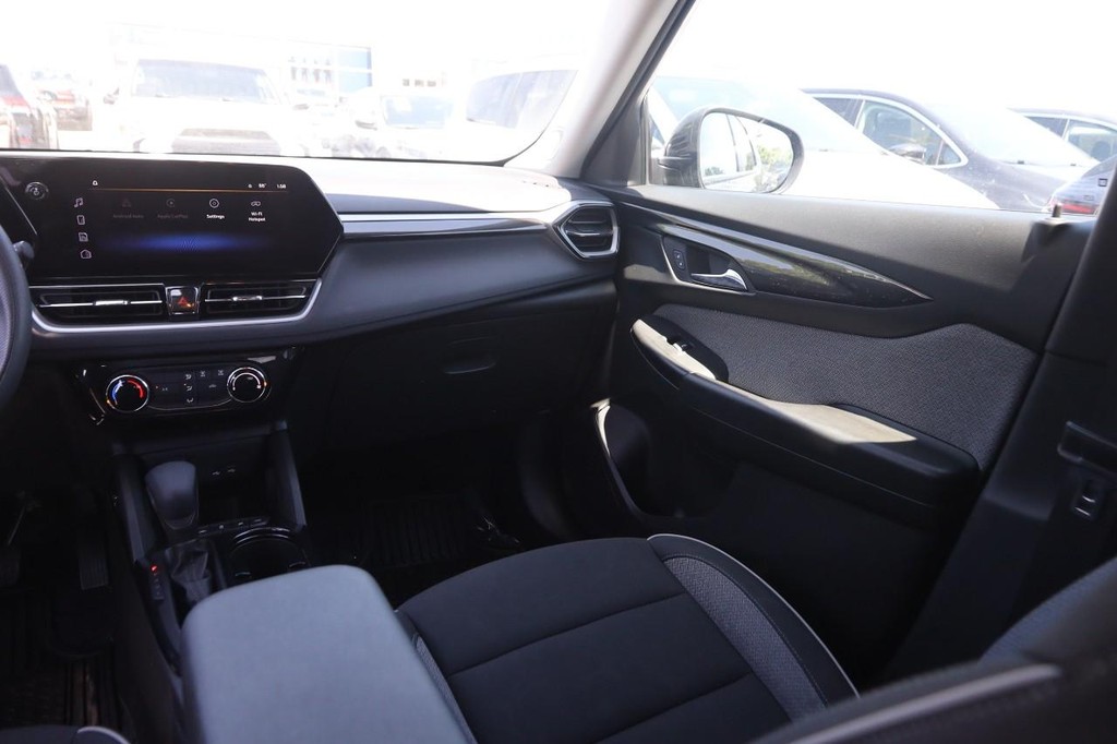 Chevrolet TrailBlazer Vehicle Full-screen Gallery Image 24