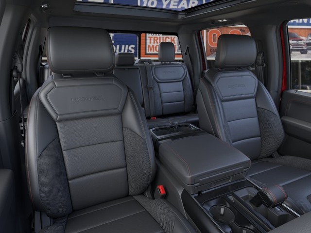 Ford F-150 Vehicle Full-screen Gallery Image 10