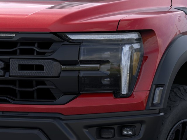 Ford F-150 Vehicle Full-screen Gallery Image 18