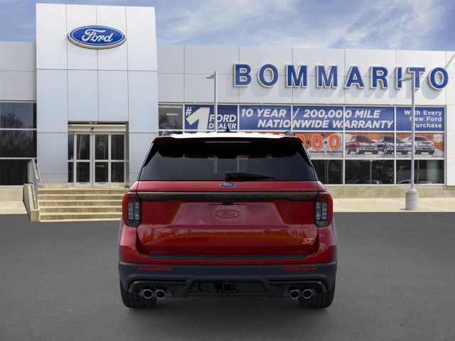 Ford Explorer Vehicle Image 05